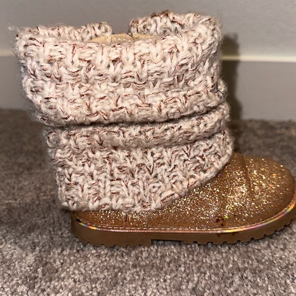 ๐ท๏ธ 5 for $25 ๐ท๏ธ Maggie & Zoe boots, size 8 toddler - Picture 6 of 7